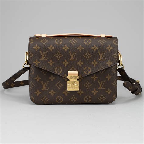 louis vuitton pochette cerimonia|louis vuitton pochette métis monogram.